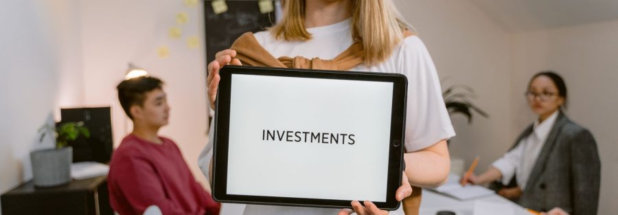 FluxWave Investments editorial image